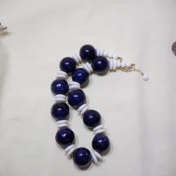 ~~~ NECKLACE ~~~ Bold, Beautiful ~ Full Length 18 Inches - Picture 1 of 1